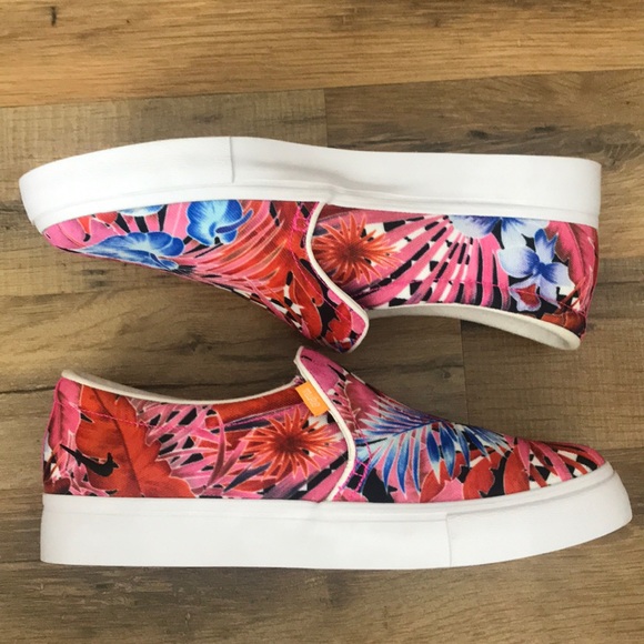 WMNS NIKE COURT ROYALE SLIP ON BRAND NEW - Picture 4 of 16